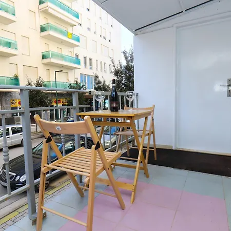 Apartament Legend 3 *